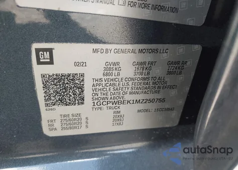 2021 Chevrolet Silverado 1500 2Wd Short Bed Custom z USA, uszkodzony, nr VIN 1GCPWBEK1MZ250755